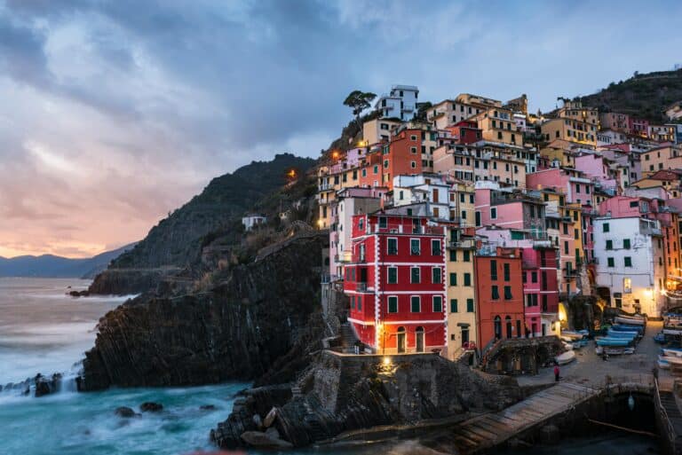 cinque terre destination hero img