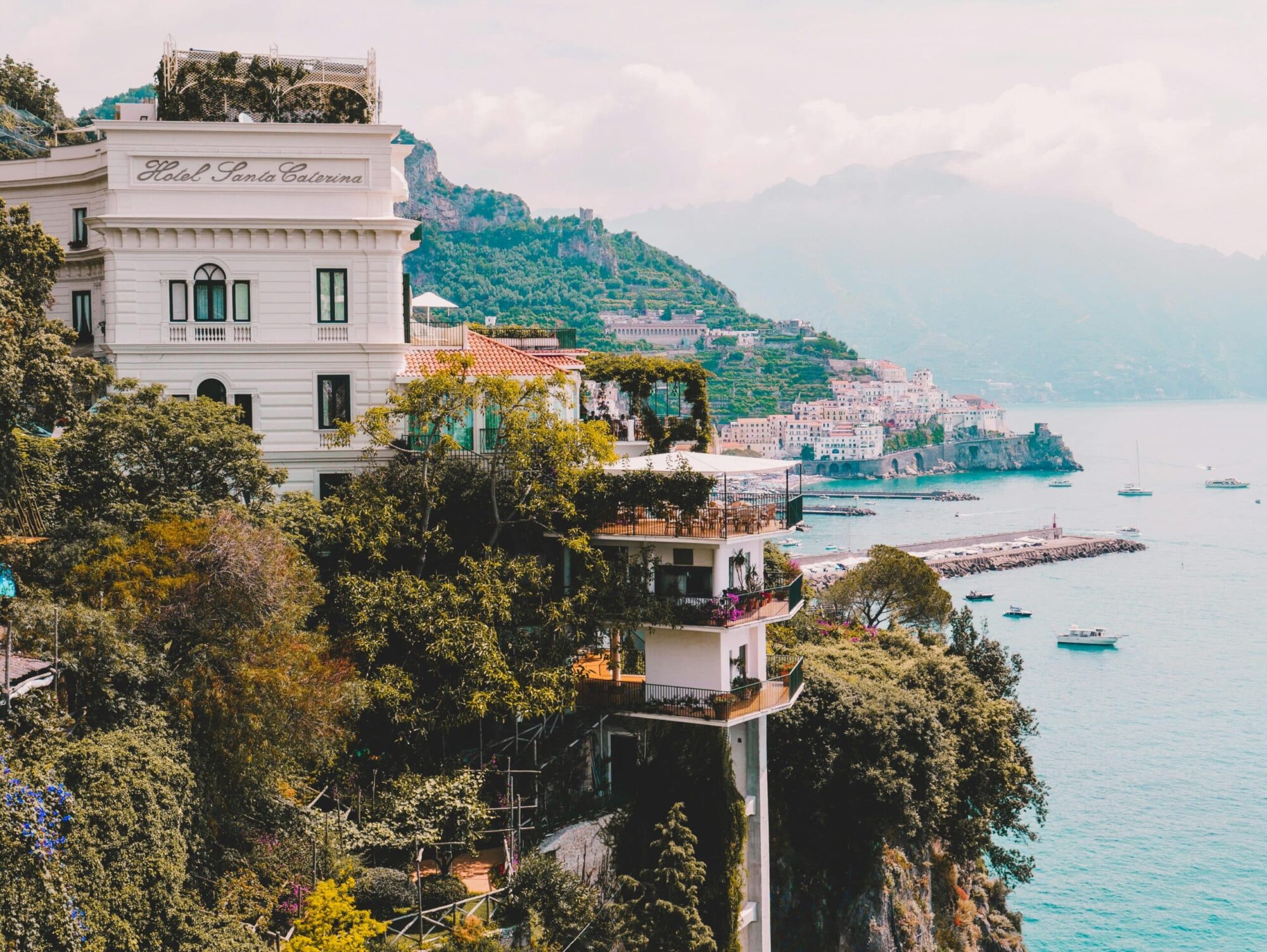 Amalfi Coast destination hero img
