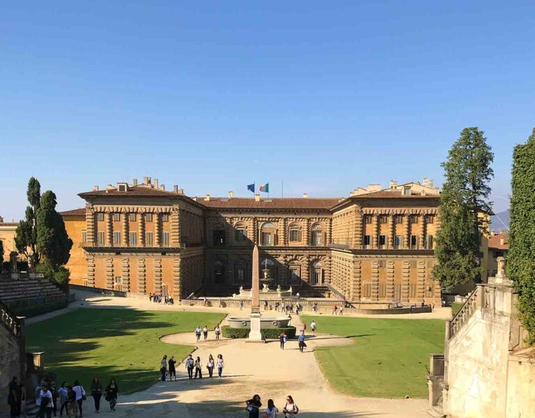Journey - the best of pitti palace img