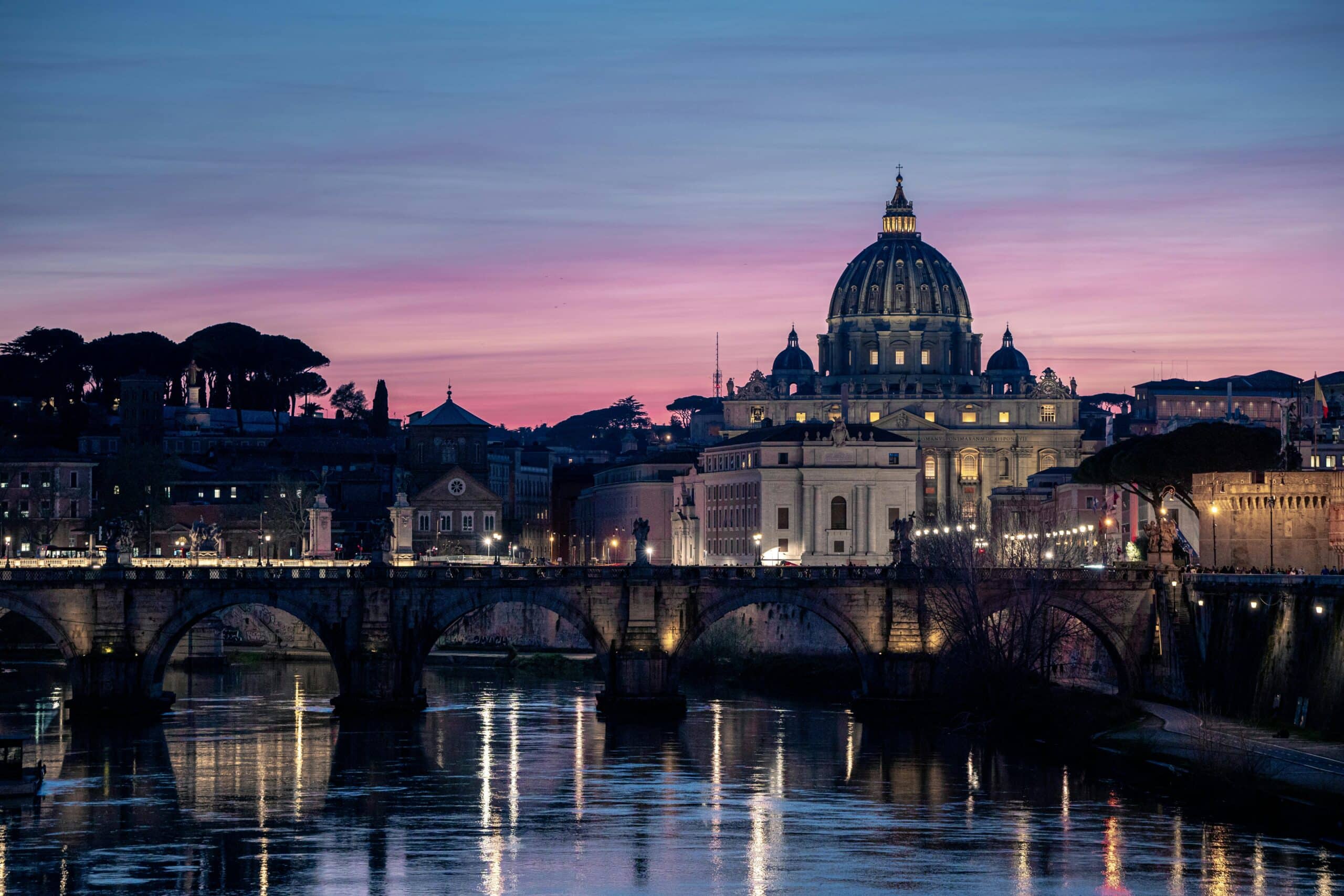journey - rome by night with private chauffeur umg