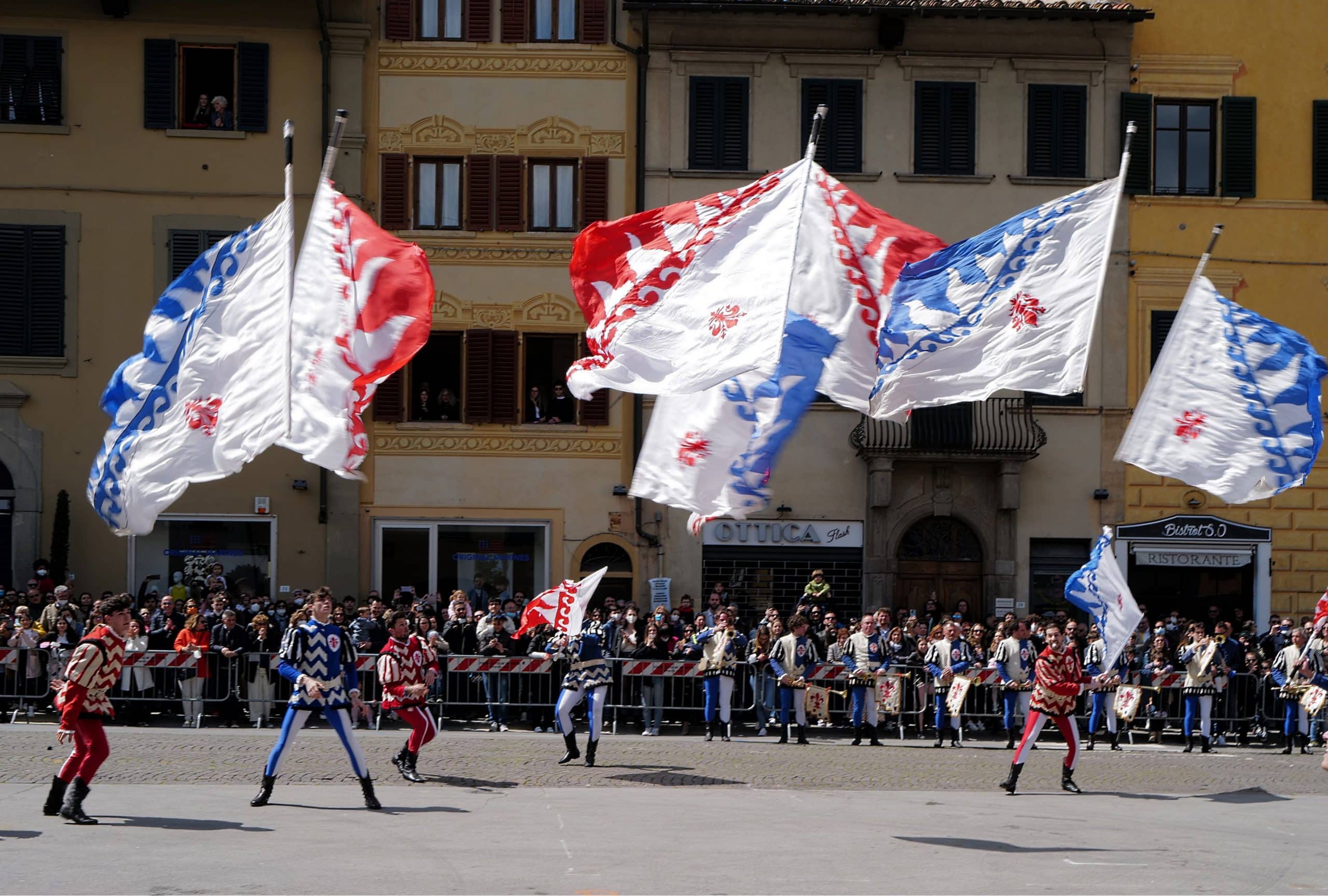 inspiration - flag throwing img