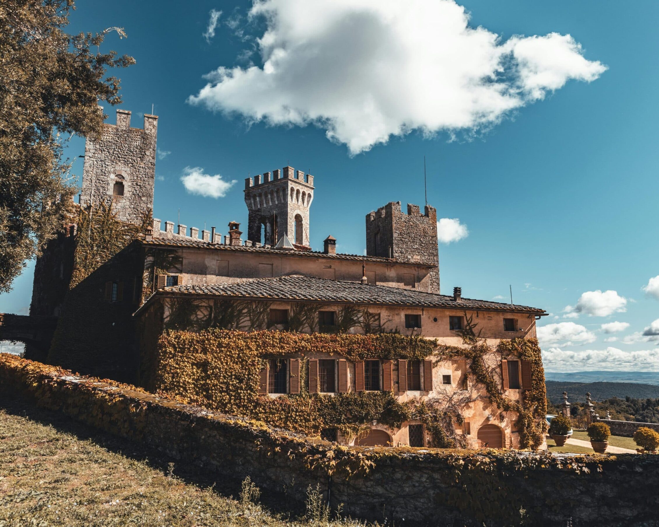 journey - chianti castle img