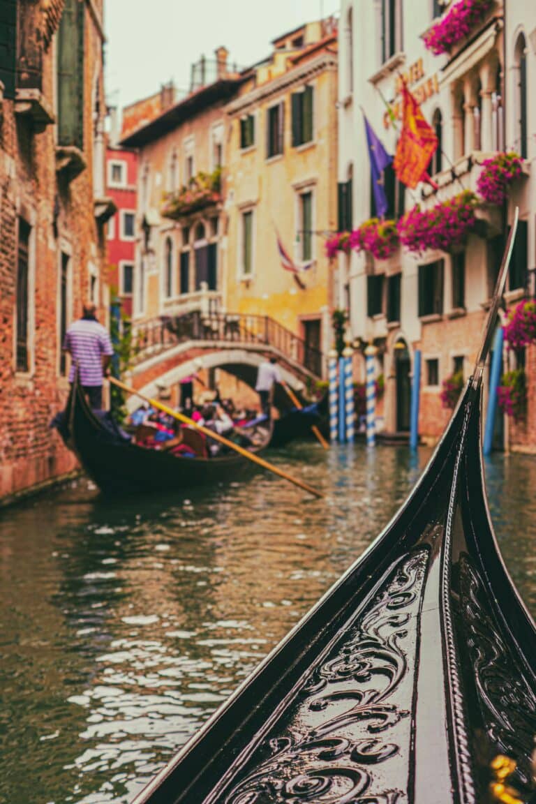 experience - gondola serenade img