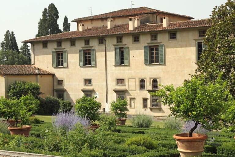 Journey - villa medici img