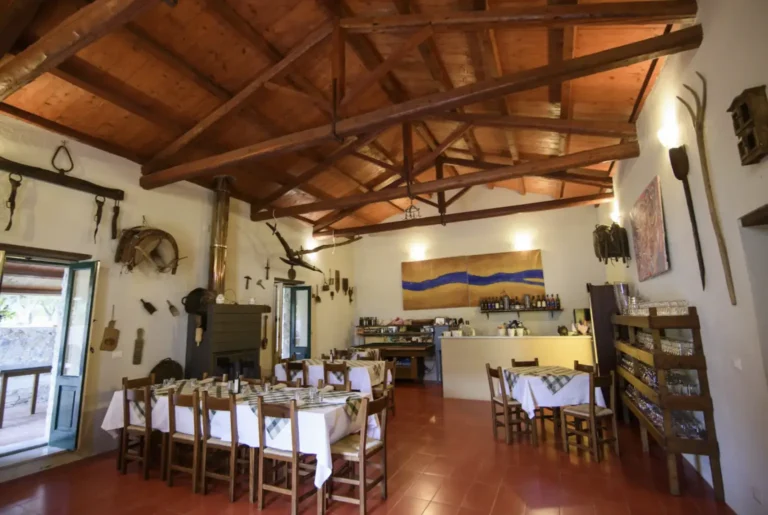 Best Restaurants in Calabria - Barone Macr&igrave;