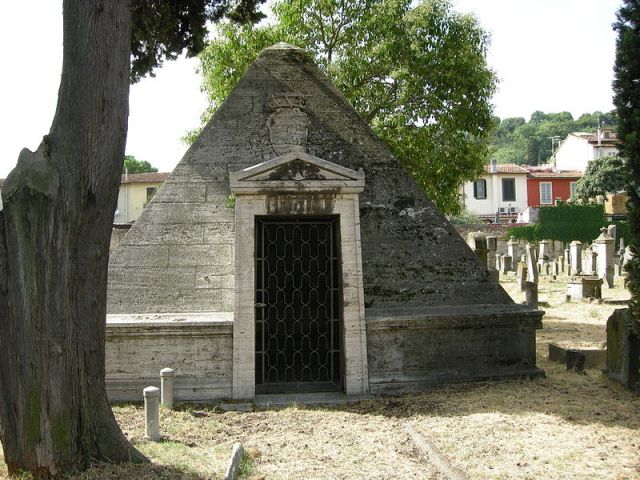 inspiration - pyramids in florence img